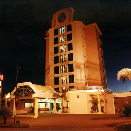 Carlton Plaza Hotel Uberlândia Esterno foto