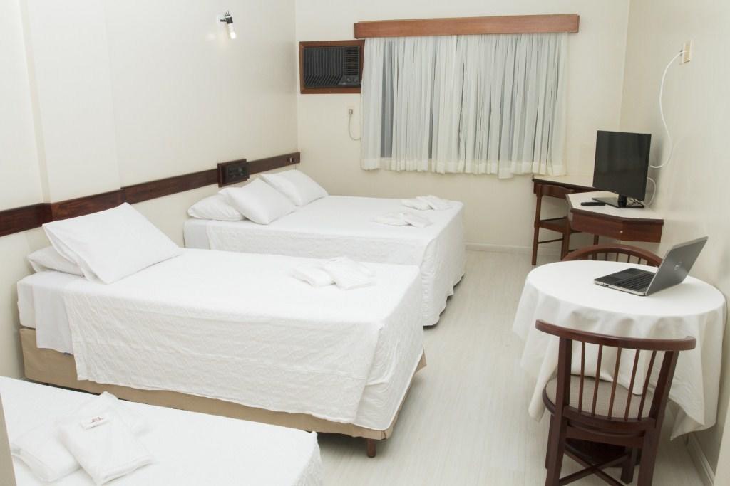 Carlton Plaza Hotel Uberlândia Esterno foto