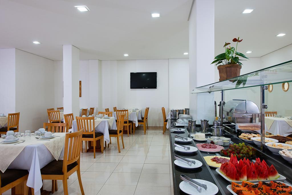 Carlton Plaza Hotel Uberlândia Esterno foto
