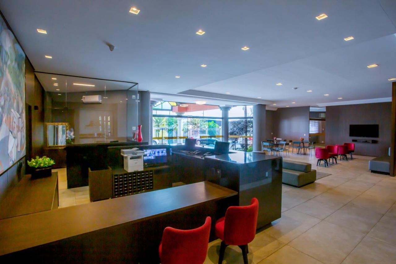 Carlton Plaza Hotel Uberlândia Esterno foto